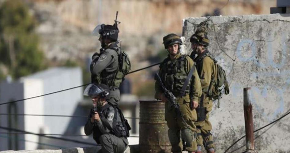 تقرير ميداني يرصد مواجهات الشبان مع الاحتلال في 12 نقطة تماس بالضفة