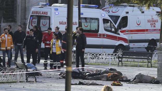 الغارديان: داعش تضرب تركيا في قلبها السياحي