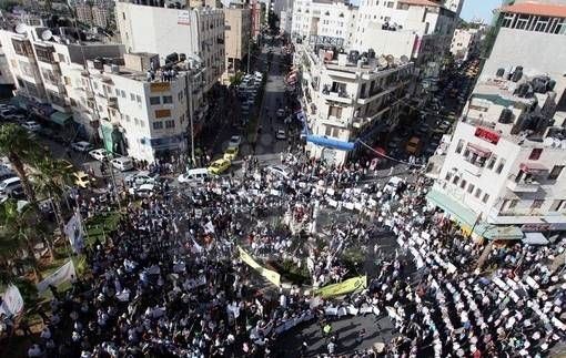 بالفيديو: الإعلان عن فعاليات برام الله للمطالبة بوقف العقوبات المفروضة على غزة