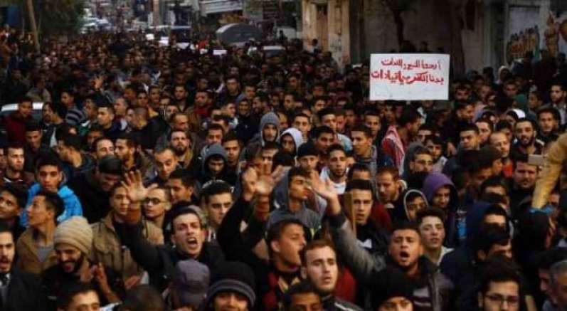 بالفيديو: "الحراك الشبابي" بغزة يصدر بياناً هاماً حول أزمة الكهرباء والخطوات القادمة