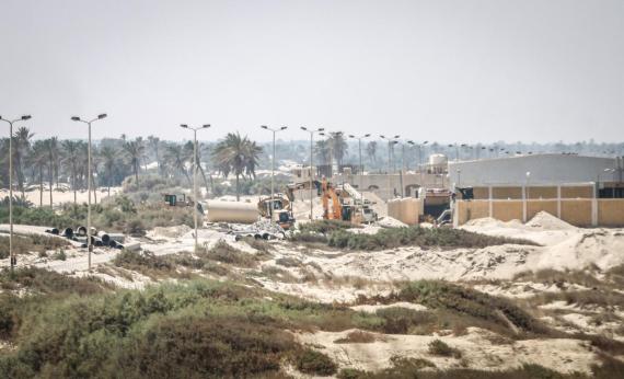 مقتل 4 مهربين مصريين قرب نفق على الحدود جنوب معبر رفح