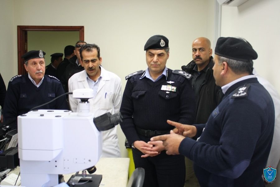 عطا الله وحاكم كندا يفتتحان المختبر الجنائي الفلسطيني برام الله