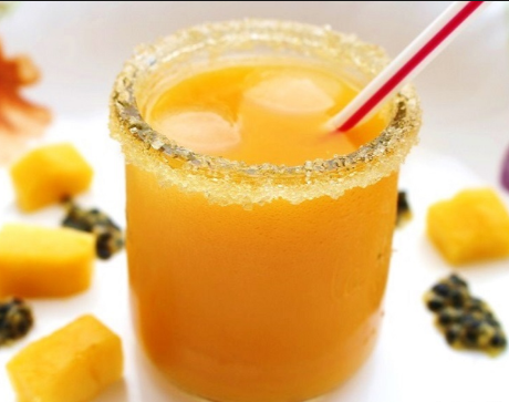 عصير البابايا المنعش صحي وجيد للهضم