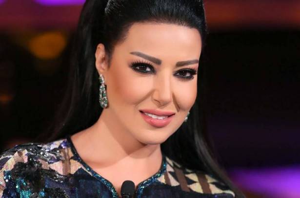 هذه حقيقة انفصال الفنانة سمية الخشاب عن زوجها الطيّار بعد 6 أشهر من الزّواج