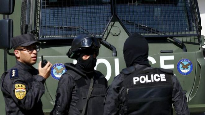 مقتل 8 رجال شرطة في هجوم مسلح بضاحية حلوان جنوب القاهرة