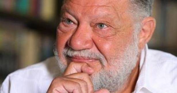 يحيى الفخراني يعتذر عن تقديم مسلسله لرمضان المقبل