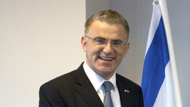 ديلي تلغراف:  تل أبيب تنهي خدمات سفيرها في لندن خوفا من تعرضه للابتزاز