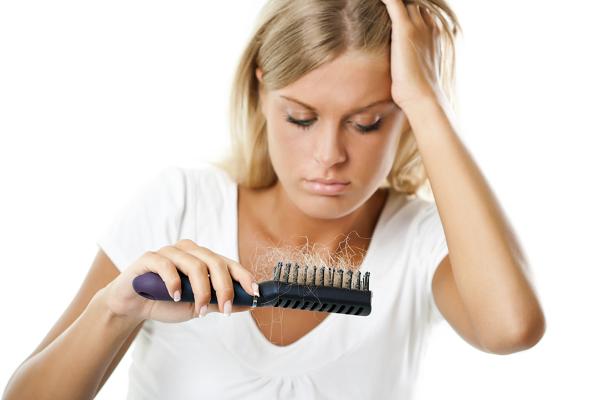 فروة الرأس تحتاج لعناية خاصة أثناء العلاج الكيميائي‬