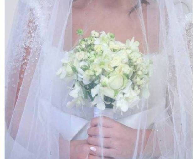 بالصور : الموت يفجع فنانة لبنانية بوفاة زوجها لاعب كرة السلة