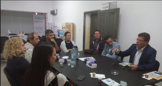 نادي الأسير ومؤسسة "طباق" للنشر والتوزيع يوقعان اتفاقية تعاون