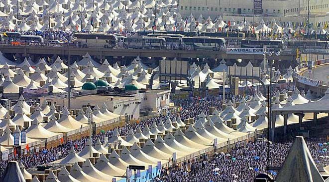 اليوم: يتوافد الحجاج إلى مشعر منى لقضاء يوم التروية