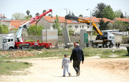 وحدة الاستيطان.. "مافيا" تسرق الأراضي الفلسطينية