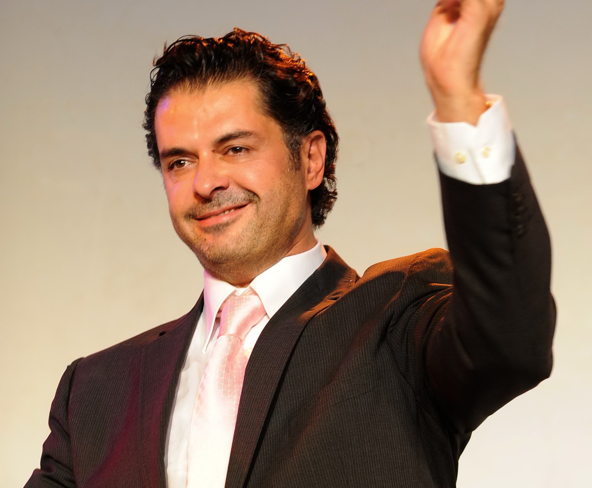 راغب علامة في فيلته الجديدة وسط بيروت... كم ثمنها؟!