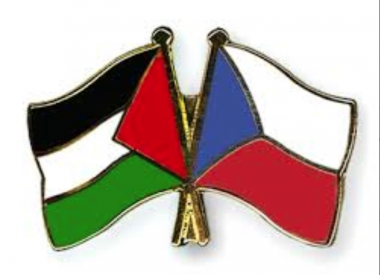 فلسطين تشارك بالمعرض الخيري في التشيك