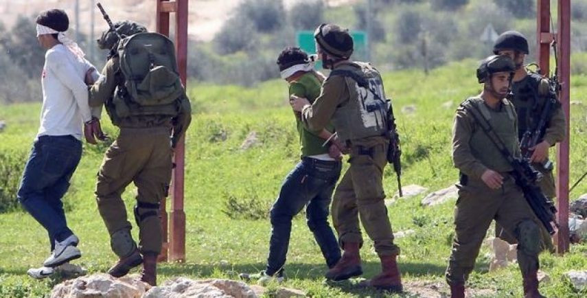 الاحتلال يفرج عن 8 شبان تسللوا السياج الحدودي شرق غزة
