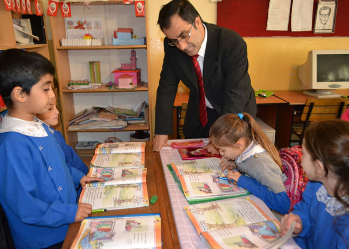 قرار بإدخال 3 لغات أجنبية جديدة إلى مناهج تركيا الدراسية