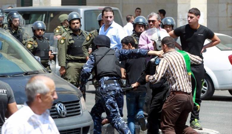 أجهزة السلطة تعتقل 6 مواطنين على خلفية سياسية