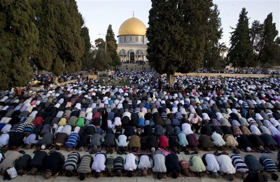 سلطات الاحتلال تستأنف الجمعة رحلات أهالي القطاع للصلاة بالأقصى