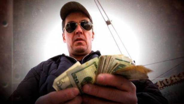 ما هي الأمراض التي تنقلها النقود؟