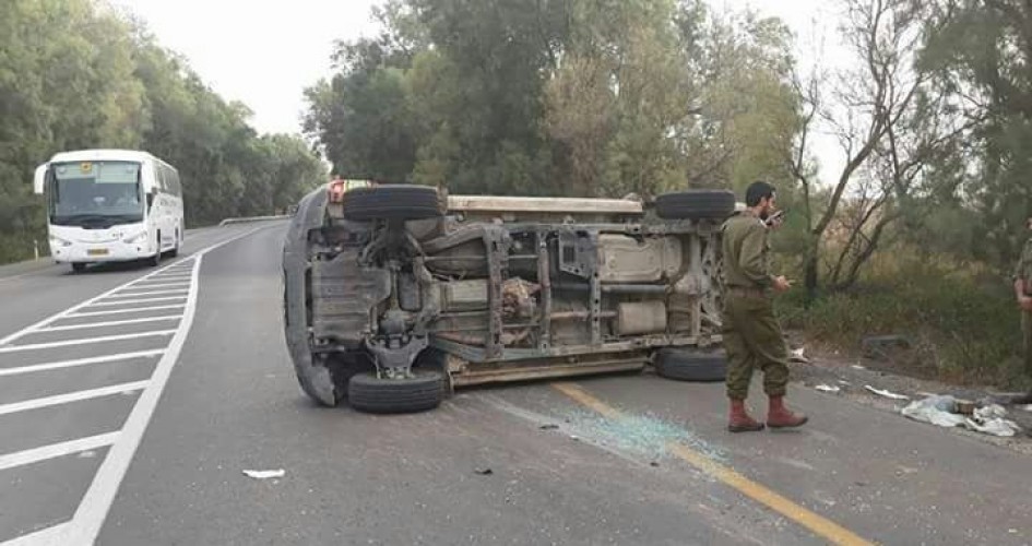 إصابة 3 جنود من جيش الاحتلال إثر انقلاب شاحنة عسكرية قرب غزة