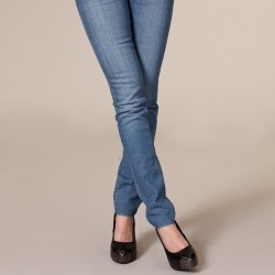 دراسة بلجيكية تثبت: هكذا تؤثّر الملابس الضيّقة على خصوبة المرأة