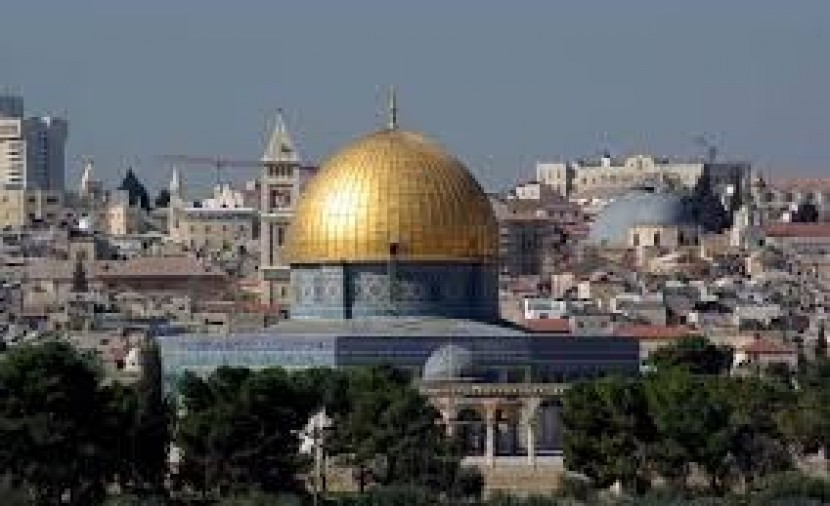 "القدس الإسلامية" تستنكر استباحة المتطرفين اليهود للمسجد الأقصى