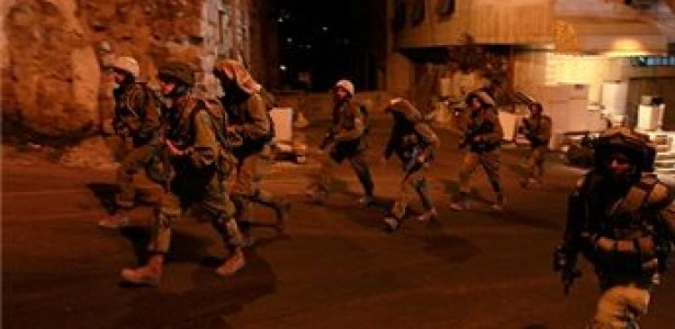 الاحتلال يحتجز 5 فتية من جنين بدعوى رشقهم الحجارة