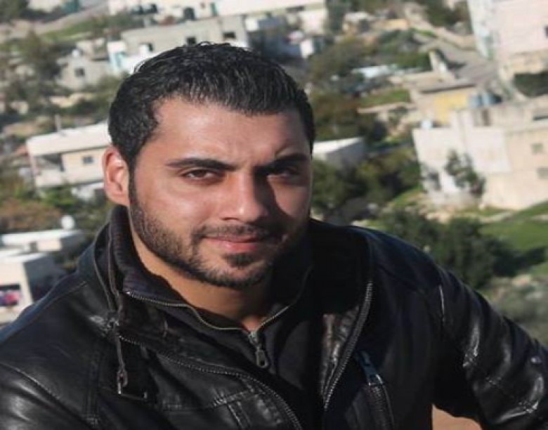 سلطات الاحتلال تنكل بالأسير أبو خضير