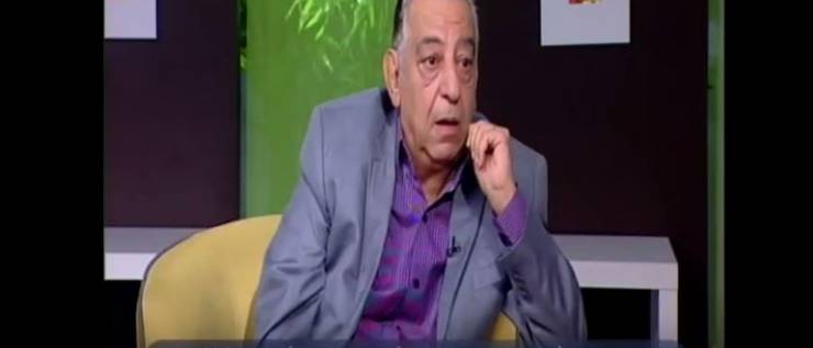 بالفيديو : الفنان أحمد راتب يفقد السيطرة ويبكي بشدة على الهواء مباشرة!!