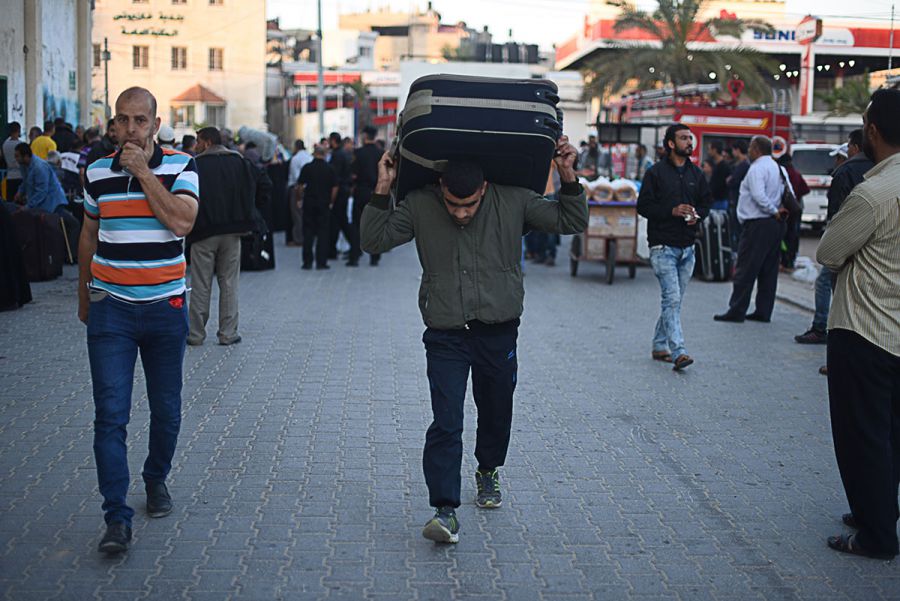 أكثر من 27 ألف فلسطيني ينتظرون السفر