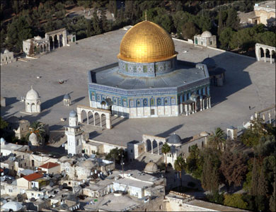 "القدس الدولية" الاحتلال ينشئ أبراجًا بالقدس لحجب المدينة