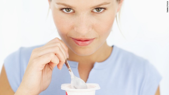 دراسة: تناولي الزبادي لتنعمي بخصر نحيل