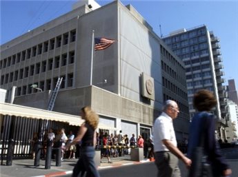 قوى وأحزاب لبنانية ترفض نقل السفارة إلى القدس