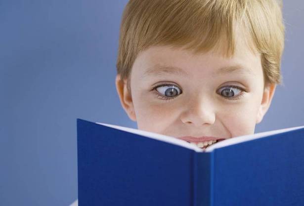 الحول عند الاطفال .. أسبابه وعلاجه