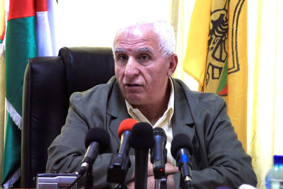 الأحمد: قرار المحكمة العليا بتجميد الانتخابات مُلزم لجميع الفلسطينيين