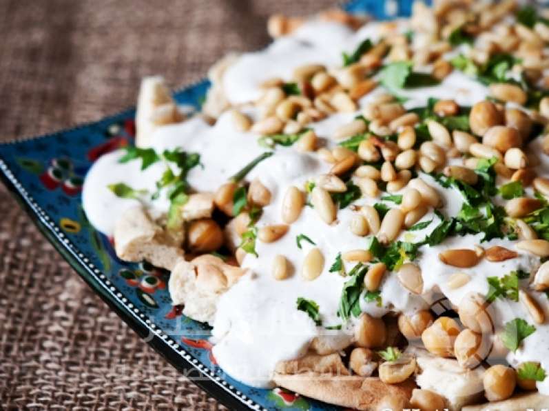 فتة الدجاج بالحمص