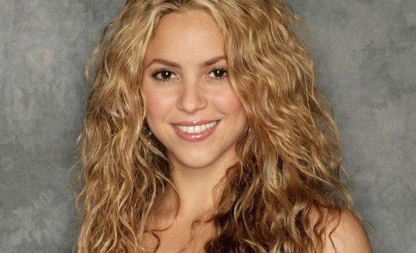 شاكيرا تدخل نادي المليار !