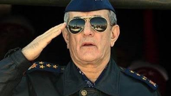 قائد عسكري بارز  يعترف أمام المحكمة بتخطيطه لانقلاب تركيا