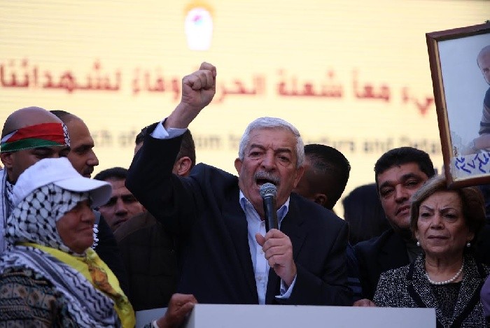 النائب "العالول" يهنئ الشعب بانتصار الأسرى