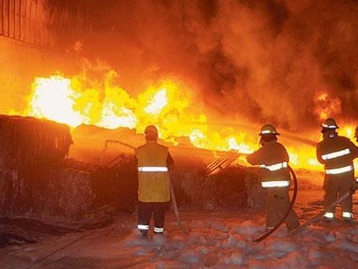 مصرع 15 وإصابة آخرين بجروح في حريق بمدينة بومباي