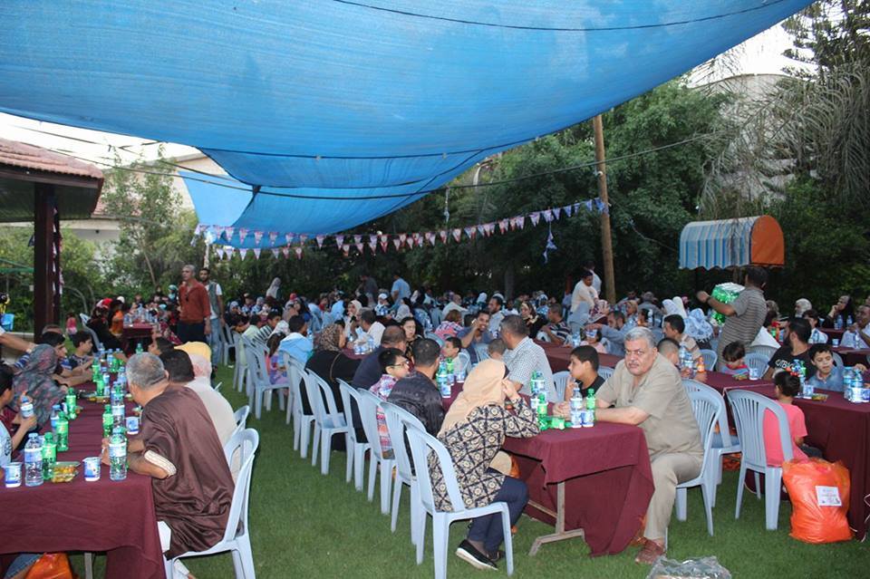 بالصور: كتلة فتح البرلمانية تنظم إفطار لأطفال متلازمة داون وتقدم الهدايا لهم