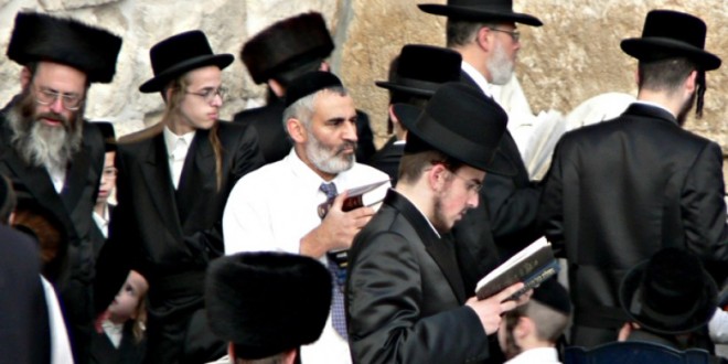 اتـــركـــوا الـــيـــمـــيـــن يـــتـــحـــطّـــم