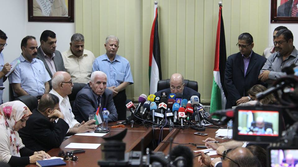 بالصور : سليم الزعنون يعلن تأجيل دورة المجلس الوطني وعقدها خلال 3 اشهر