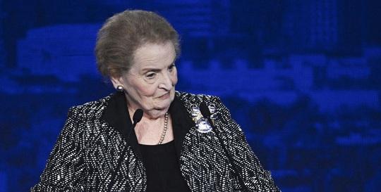 أولبرايت: فوز ترامب في الانتخابات الرئاسية الأميركي بمثابة هدية لبوتين