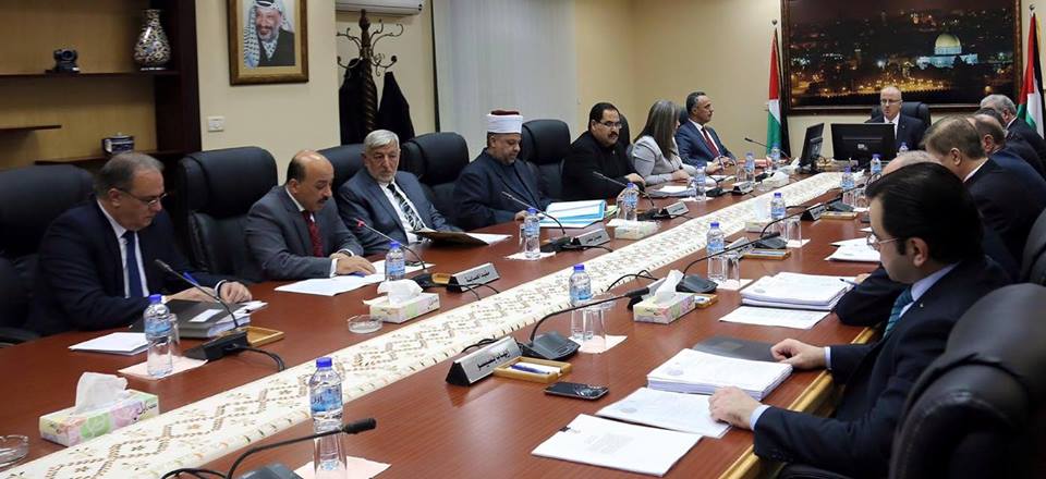 التعديل الوزاري: فتح تعتبره حاجة ضرورية ..والفصائل ترى أنه تعميق للإنقسام