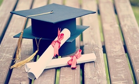 سفارتنا بالقاهرة تصدر تنويهًا للطلبة الدارسين في الجامعات والمعاهد المصرية
