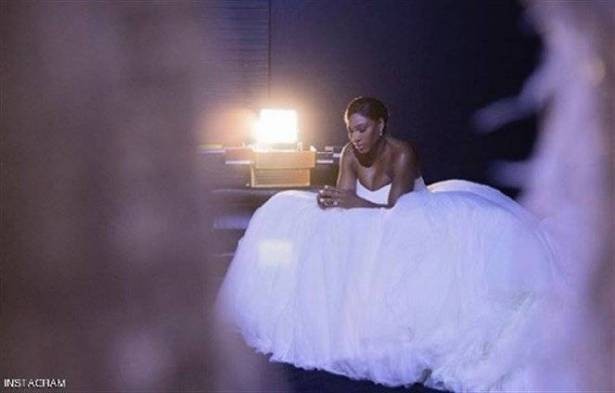 3 ملايين دولار لثوب زفاف سيرينا ويليامز