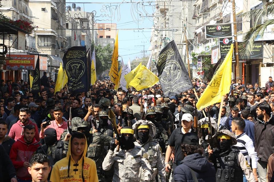 جماهير "بيت لاهيا" تُشيّع جثمان شهيد سرايا القدس