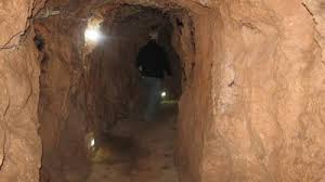 اسرائيل  تسخدم طرق ومعدة هندسية لكشف الانفاق