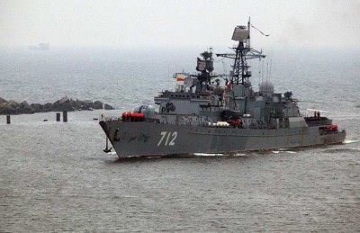 سفينة روسية تجلي رعايها من اليمن